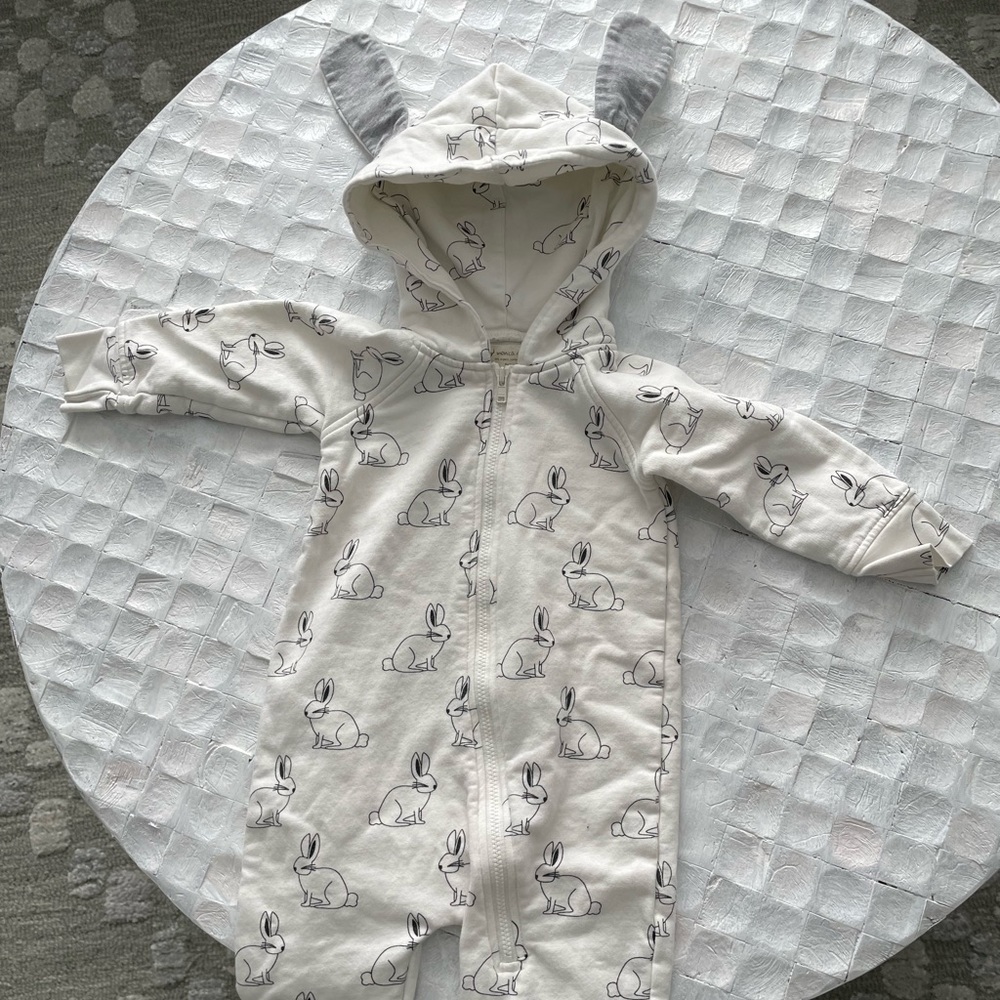 Soft terry hooded bunny zip one-piece - Picture 3 of 4